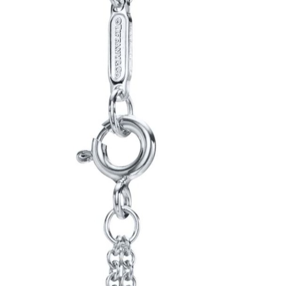 Tiffany & Co. Infinity Pendant on 18inch chain - Necklace (bag and box included) - Picture 16 of 16